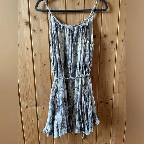 FATE gray cloud tie dye swing mini dress with belt size M NWT - Picture 6 of 12